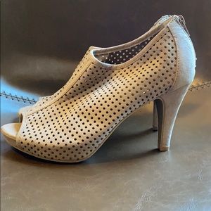 Madden girl bootie heels
